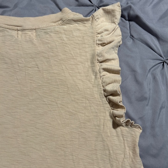 Neutral Ruffle Sleeve Top - Picture 7 of 8